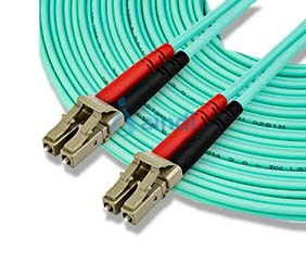 StarTech.com 450FBLCLC10 cable de fibra óptica multimodo LC/UPC a LC/UPC OM4 de 10 m, LSZH, baja pérdida de inserción